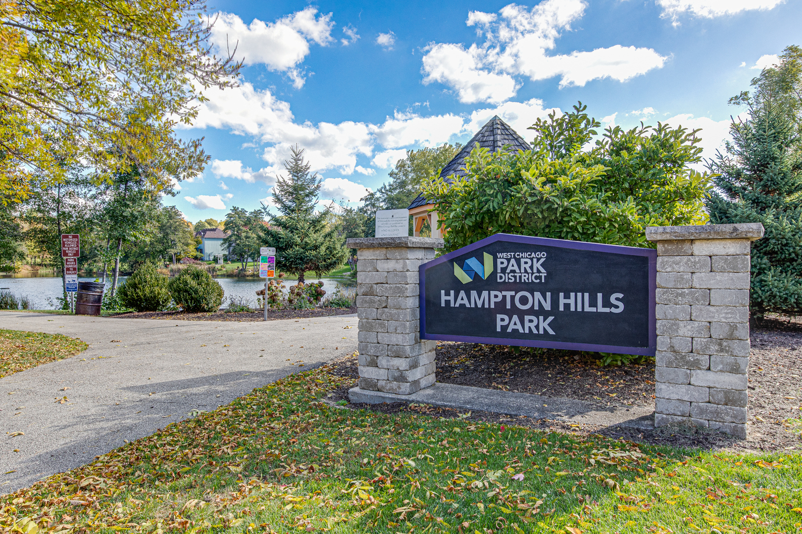 840 Hampton Course, West Chicago, IL 60185