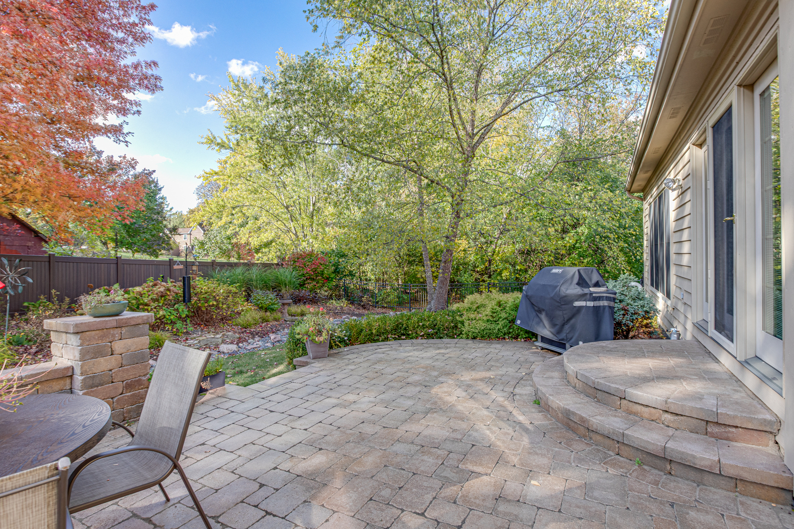 840 Hampton Course, West Chicago, IL 60185