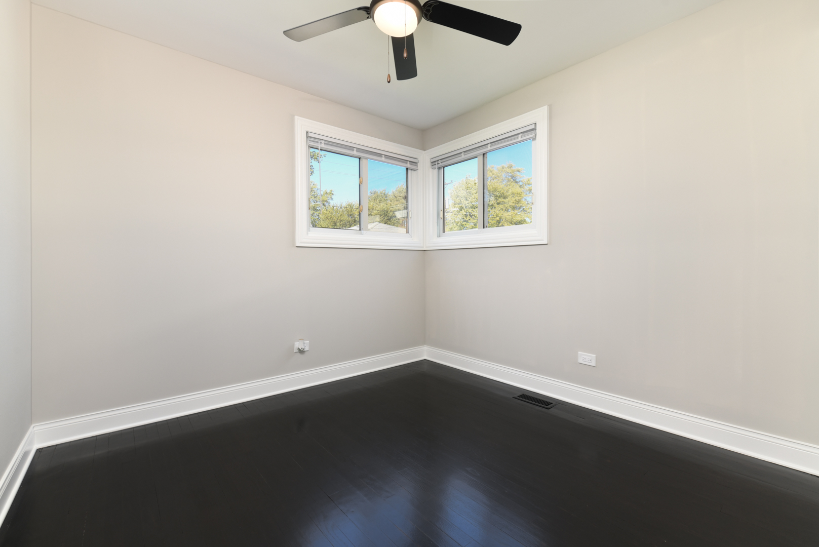 12522 S Racine Avenue, Calumet Park, IL 60827