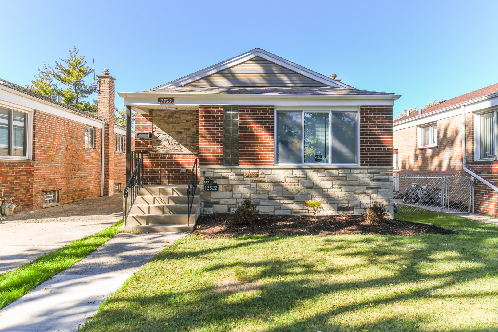 12522 S Racine Avenue, Calumet Park, IL 60827