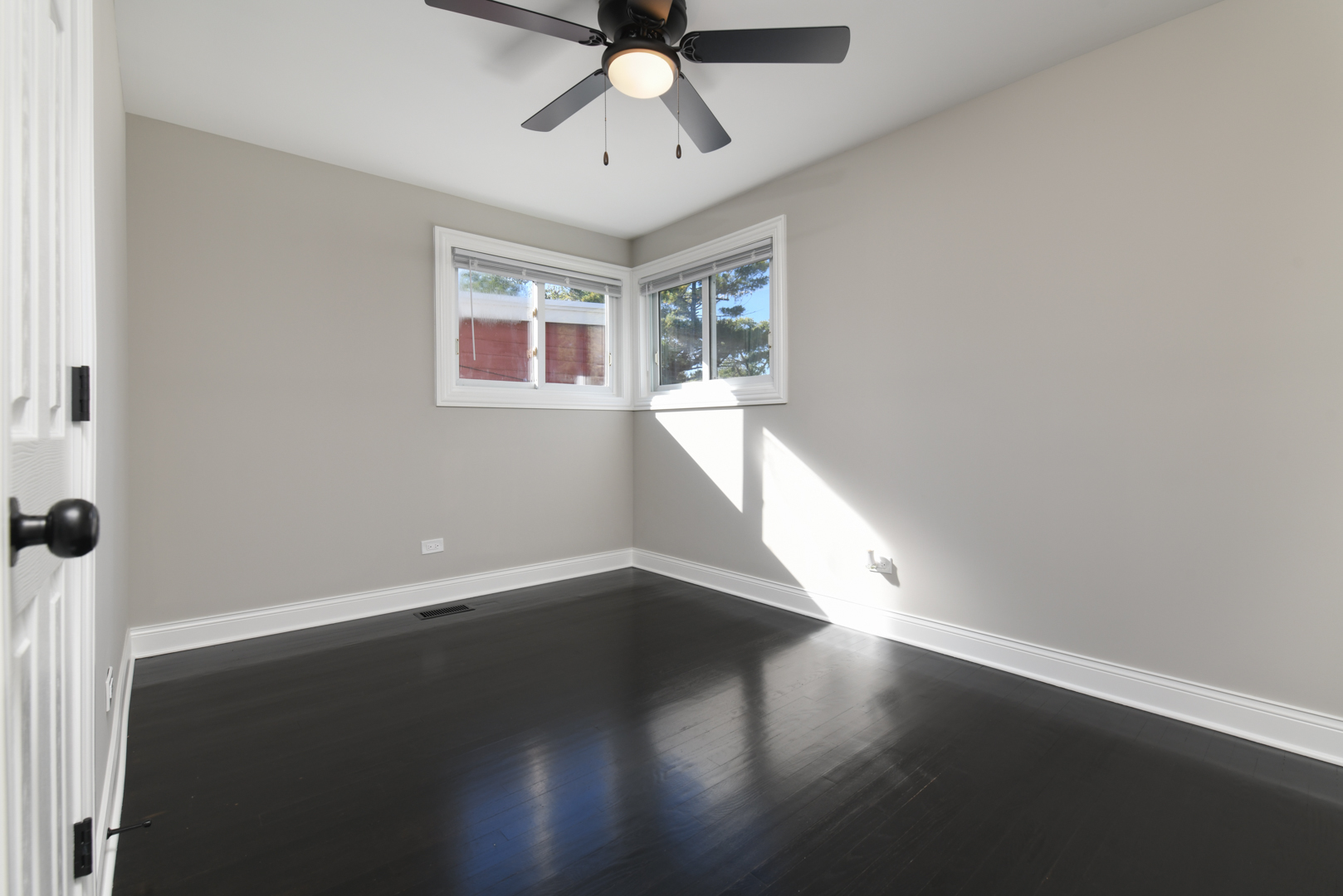 12522 S Racine Avenue, Calumet Park, IL 60827
