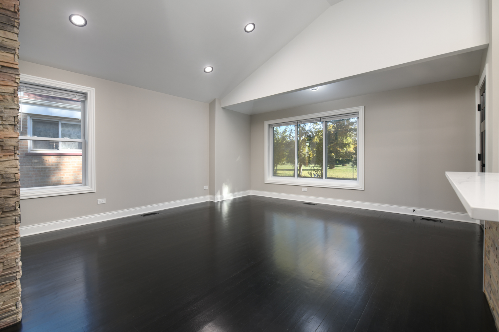 12522 S Racine Avenue, Calumet Park, IL 60827