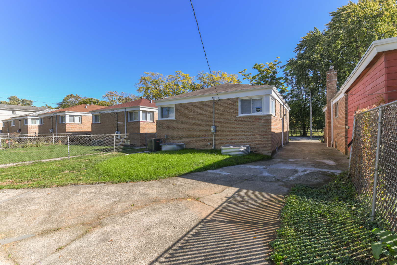12522 S Racine Avenue, Calumet Park, IL 60827