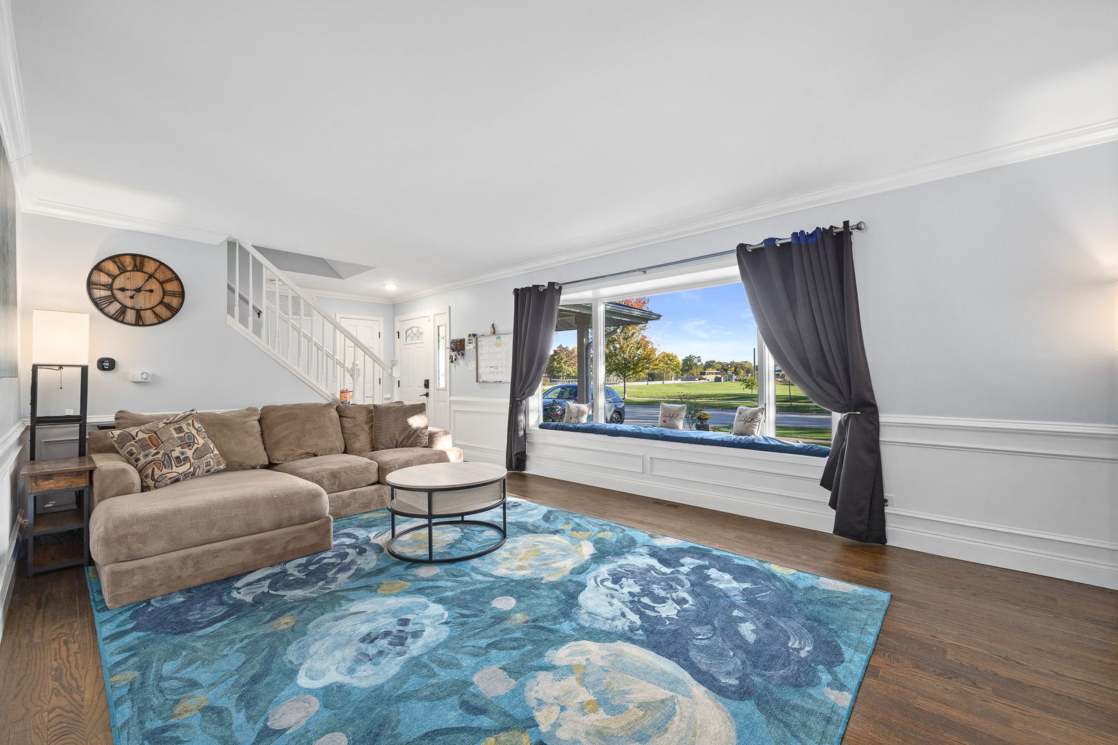 908 BRANTWOOD Avenue, Elk Grove Village, IL 60007