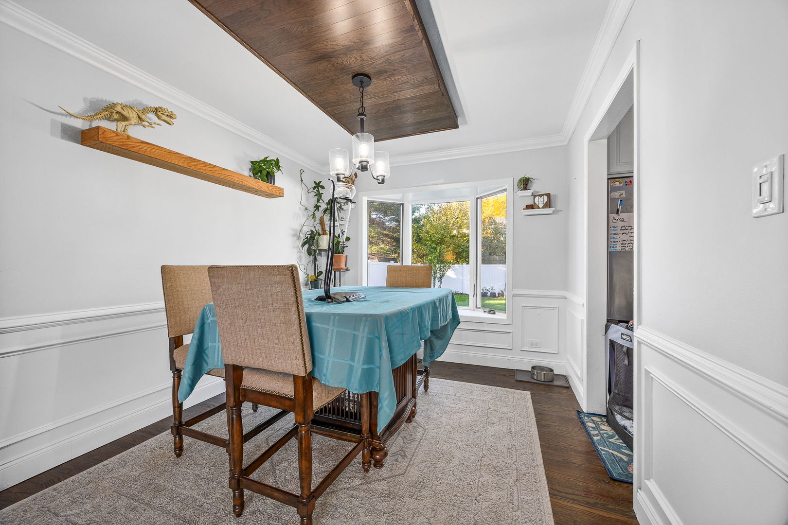 908 BRANTWOOD Avenue, Elk Grove Village, IL 60007