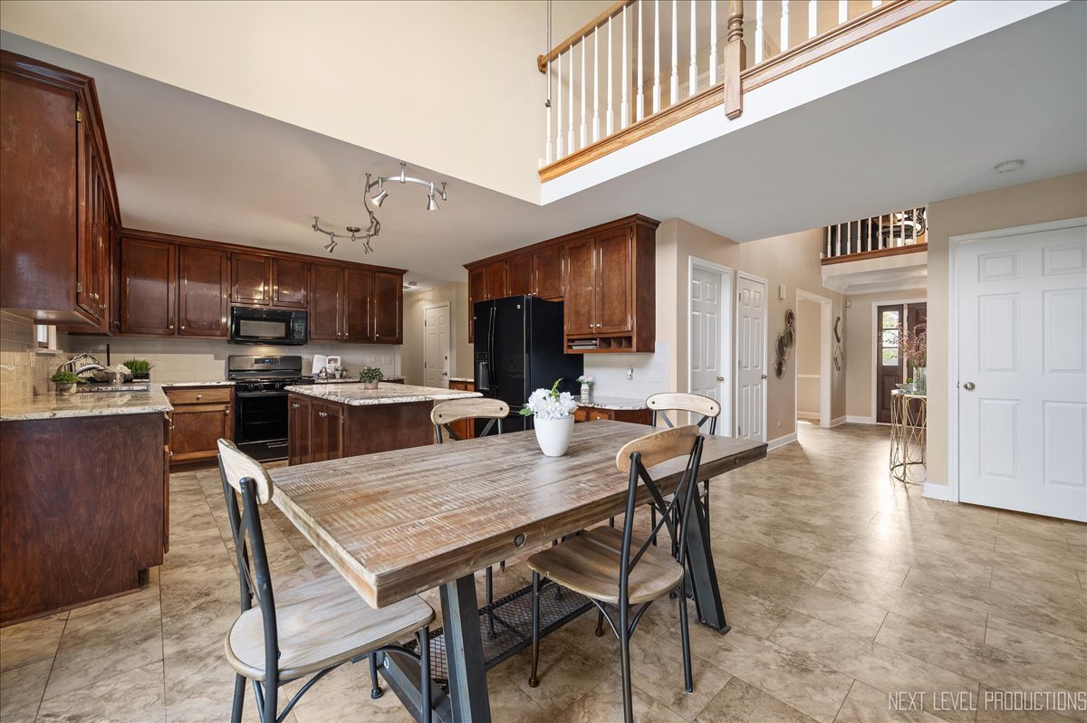 473 Bond Drive, Batavia, IL 60510