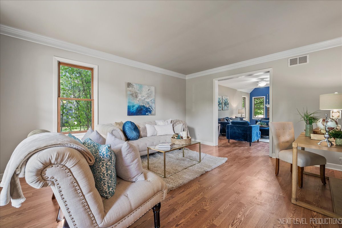 473 Bond Drive, Batavia, IL 60510