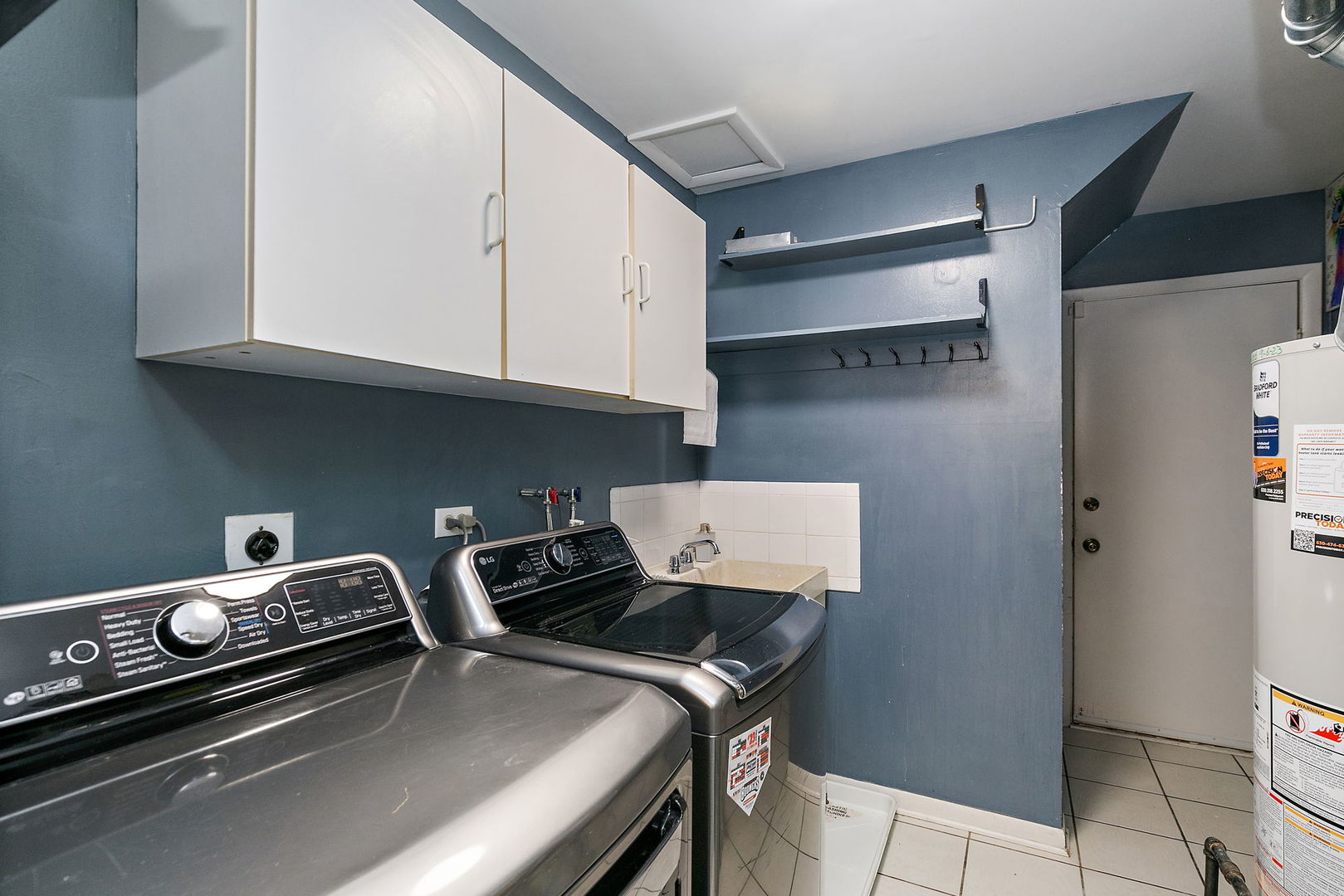 1126 Tiverton Court, Schaumburg, IL 60193