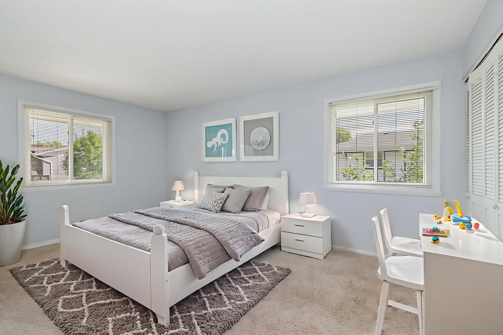 1126 Tiverton Court, Schaumburg, IL 60193