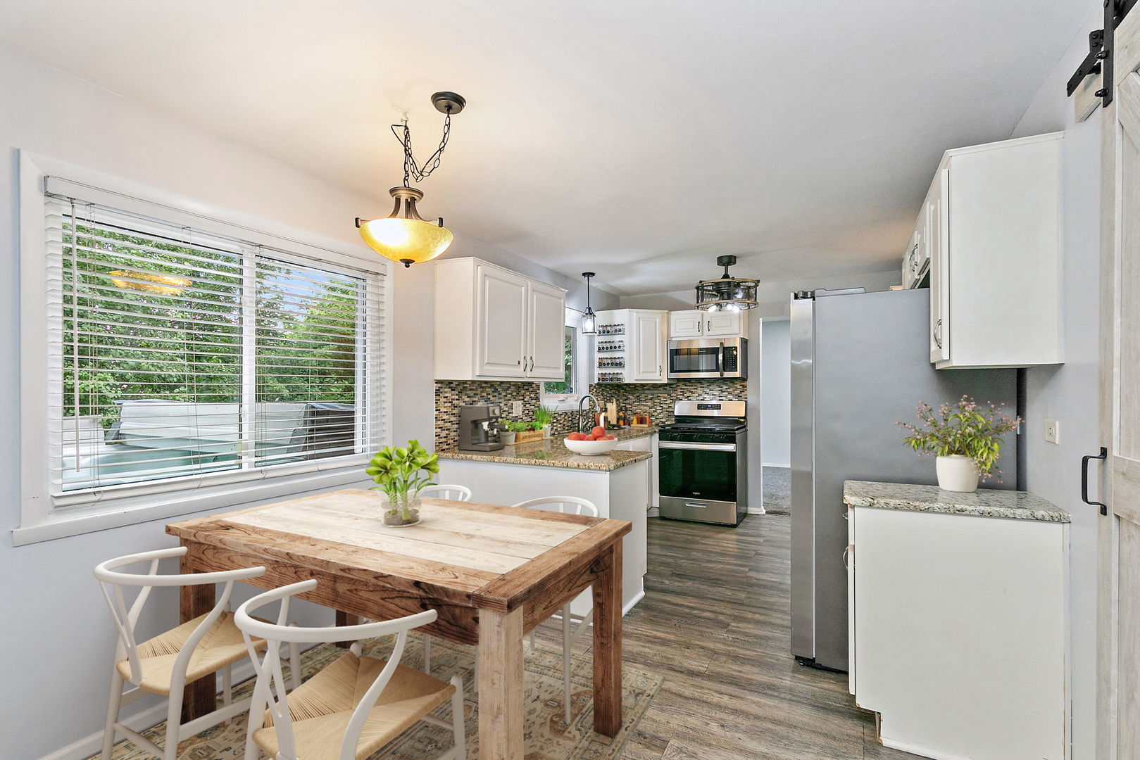 1126 Tiverton Court, Schaumburg, IL 60193