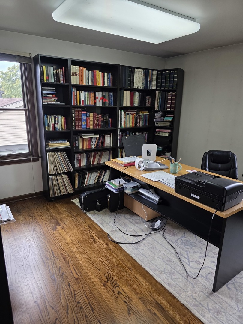 4036 Miller Drive, Glenview, IL 60026