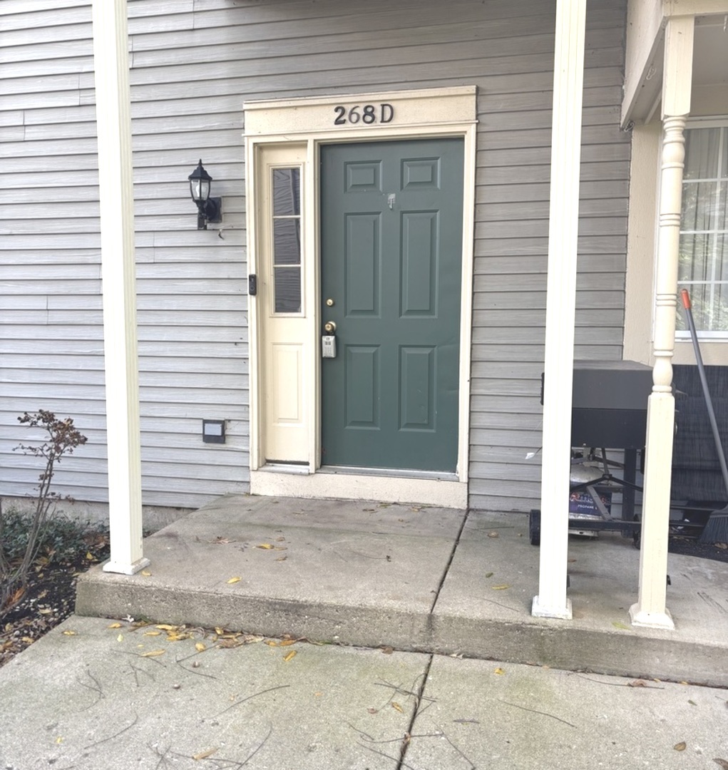 268 Windsor Court #D, South Elgin, IL 60177