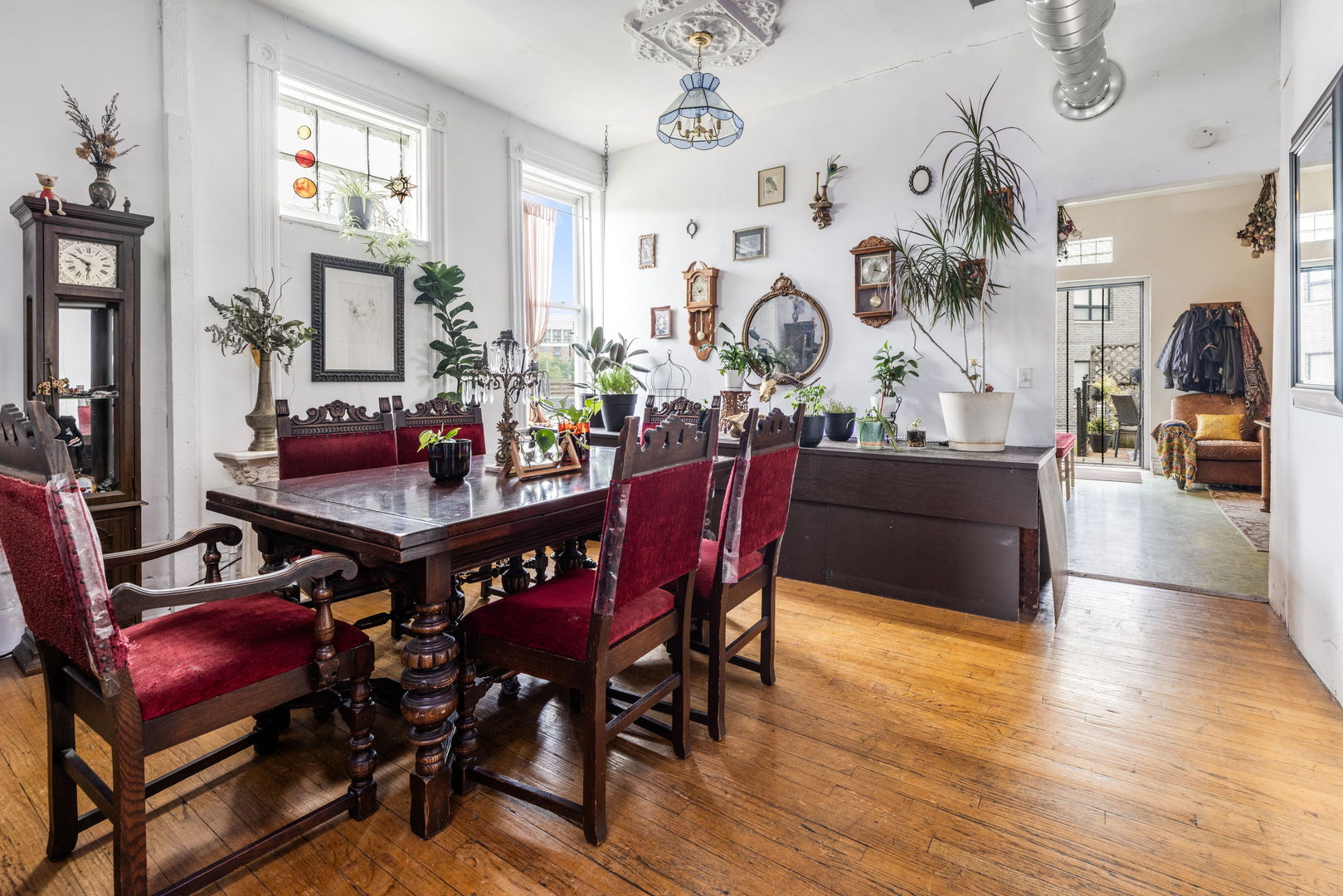 1310 N Clybourn Avenue, Chicago, IL 60610