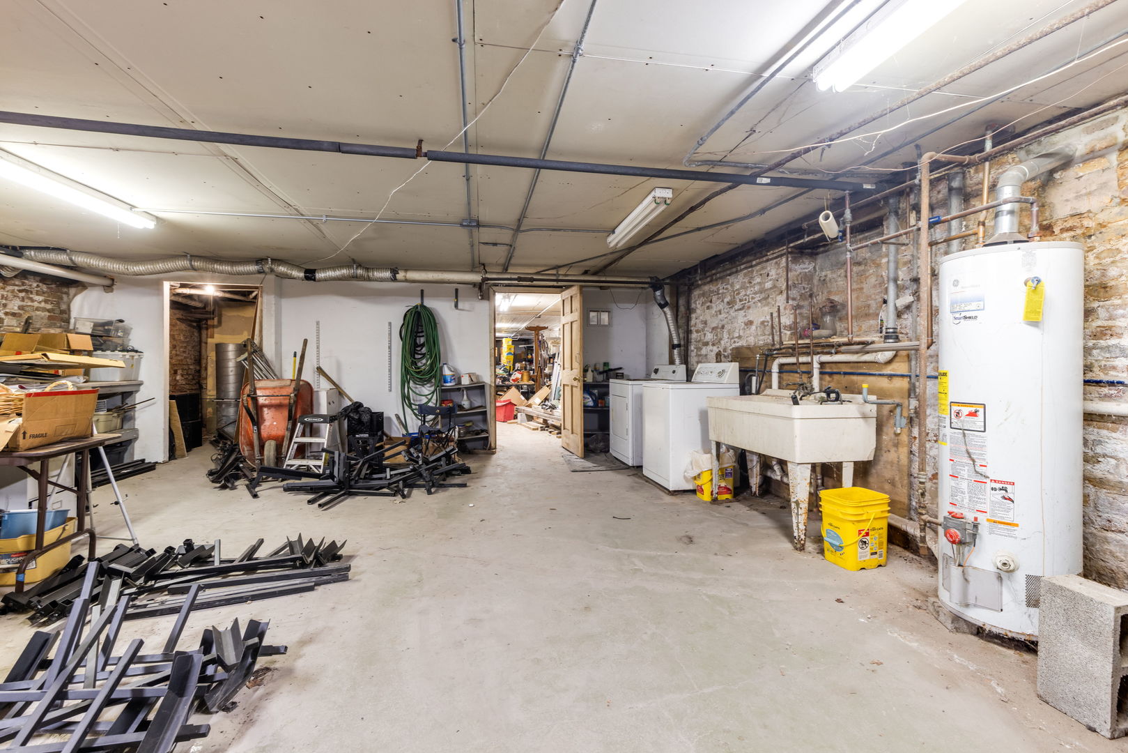 1310 N Clybourn Avenue, Chicago, IL 60610