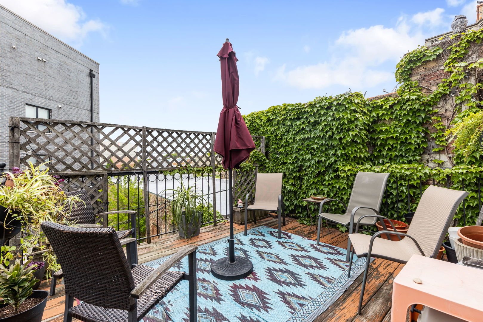 1310 N Clybourn Avenue, Chicago, IL 60610