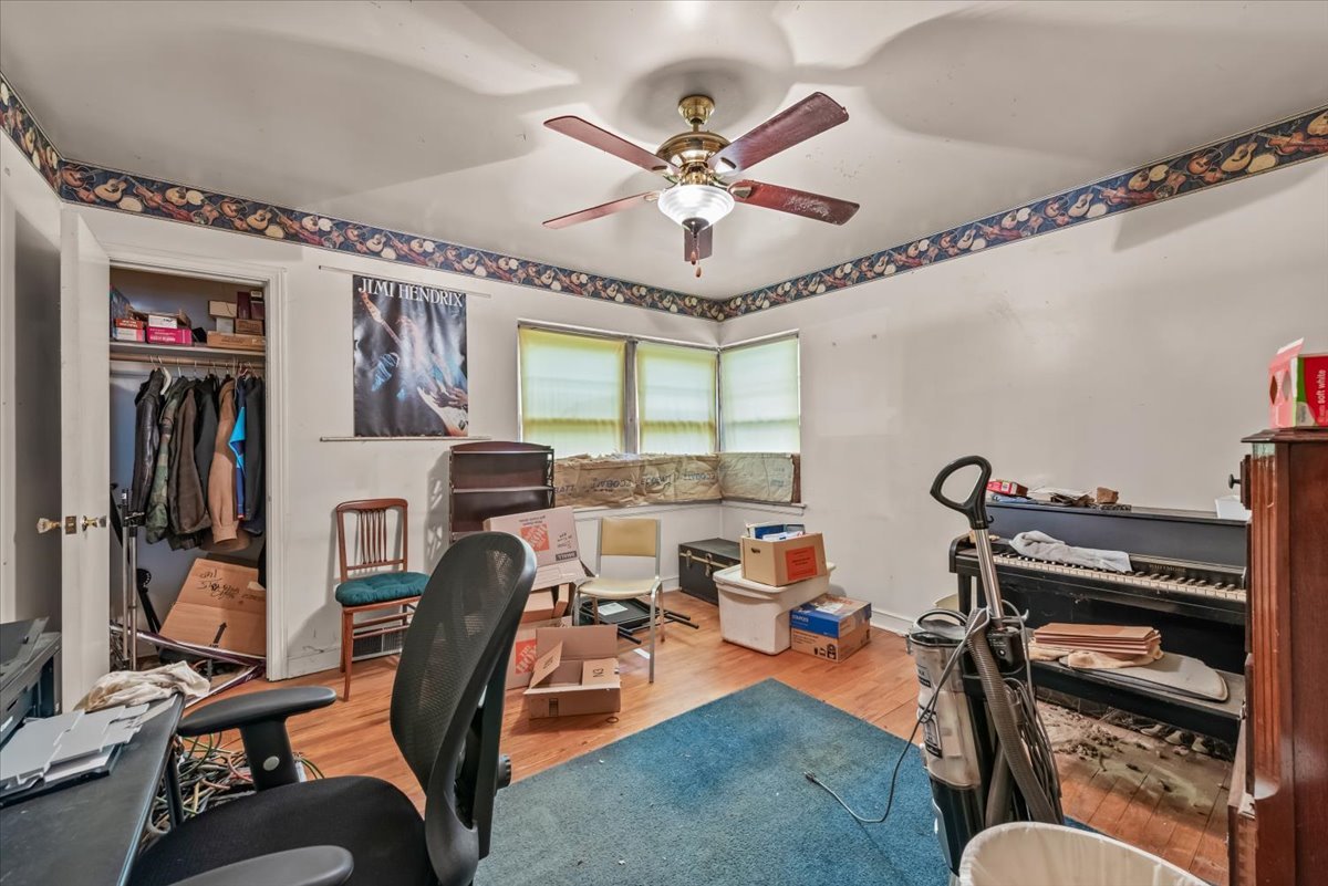 263 Barberry Road, Highland Park, IL 60035