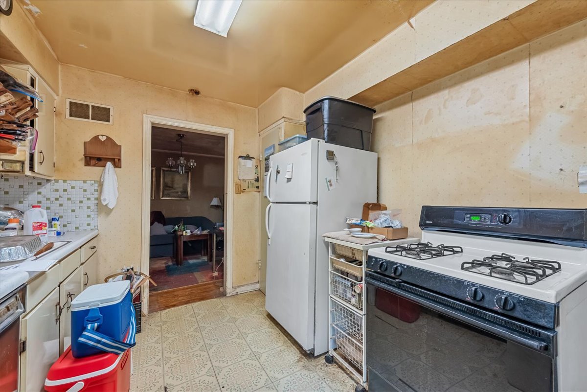 263 Barberry Road, Highland Park, IL 60035