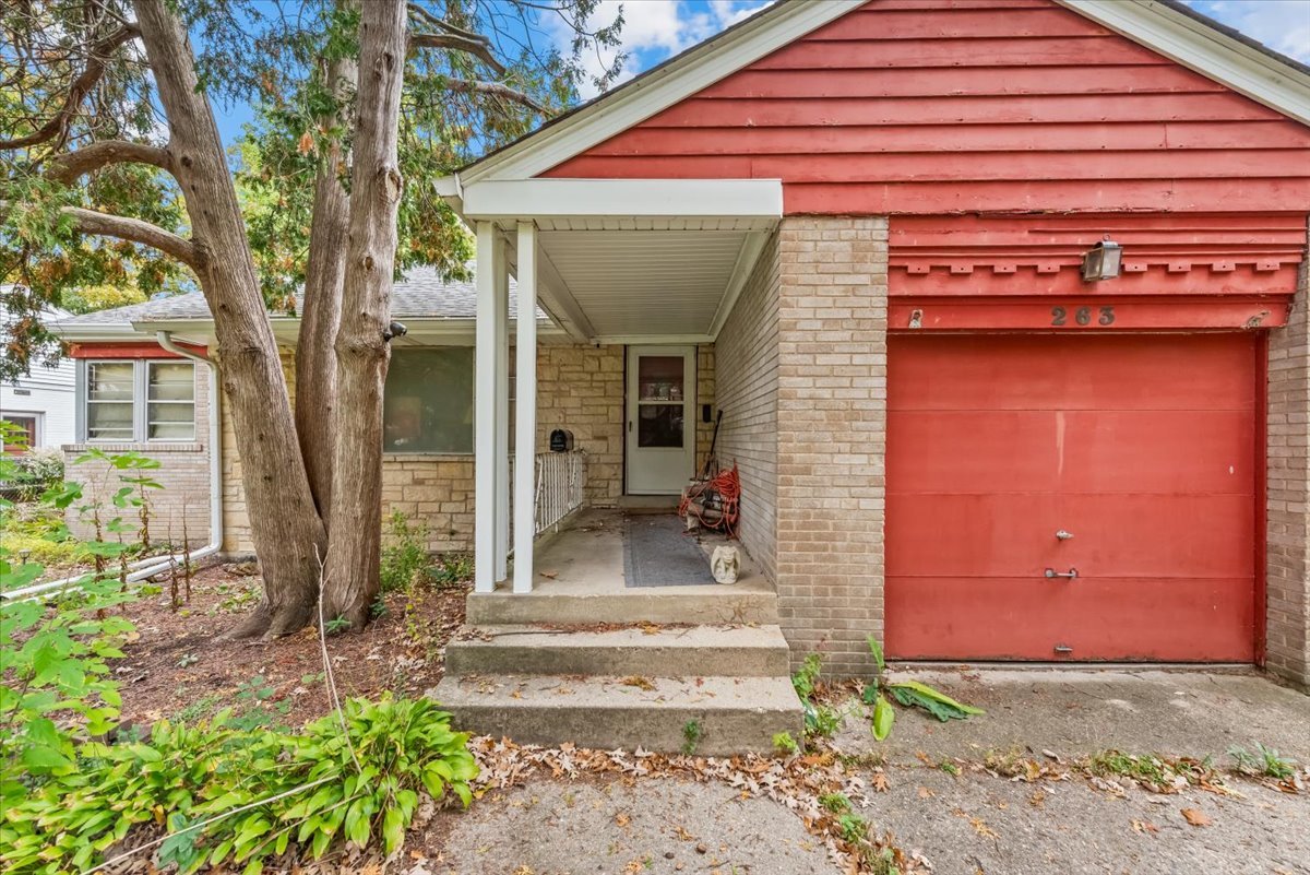 263 Barberry Road, Highland Park, IL 60035