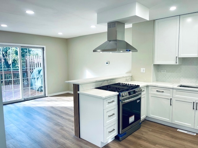 27W031 Cooley Avenue, Winfield, IL 60190