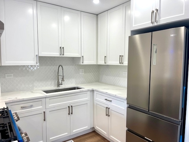 27W031 Cooley Avenue, Winfield, IL 60190