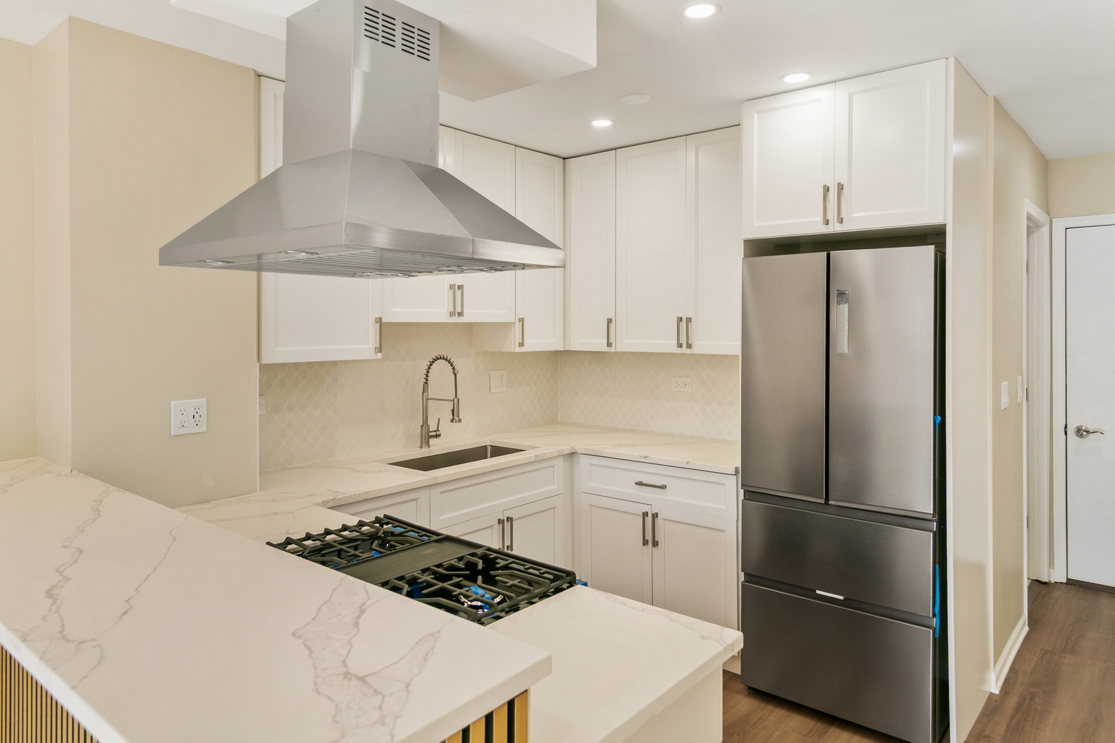 27W031 Cooley Avenue, Winfield, IL 60190