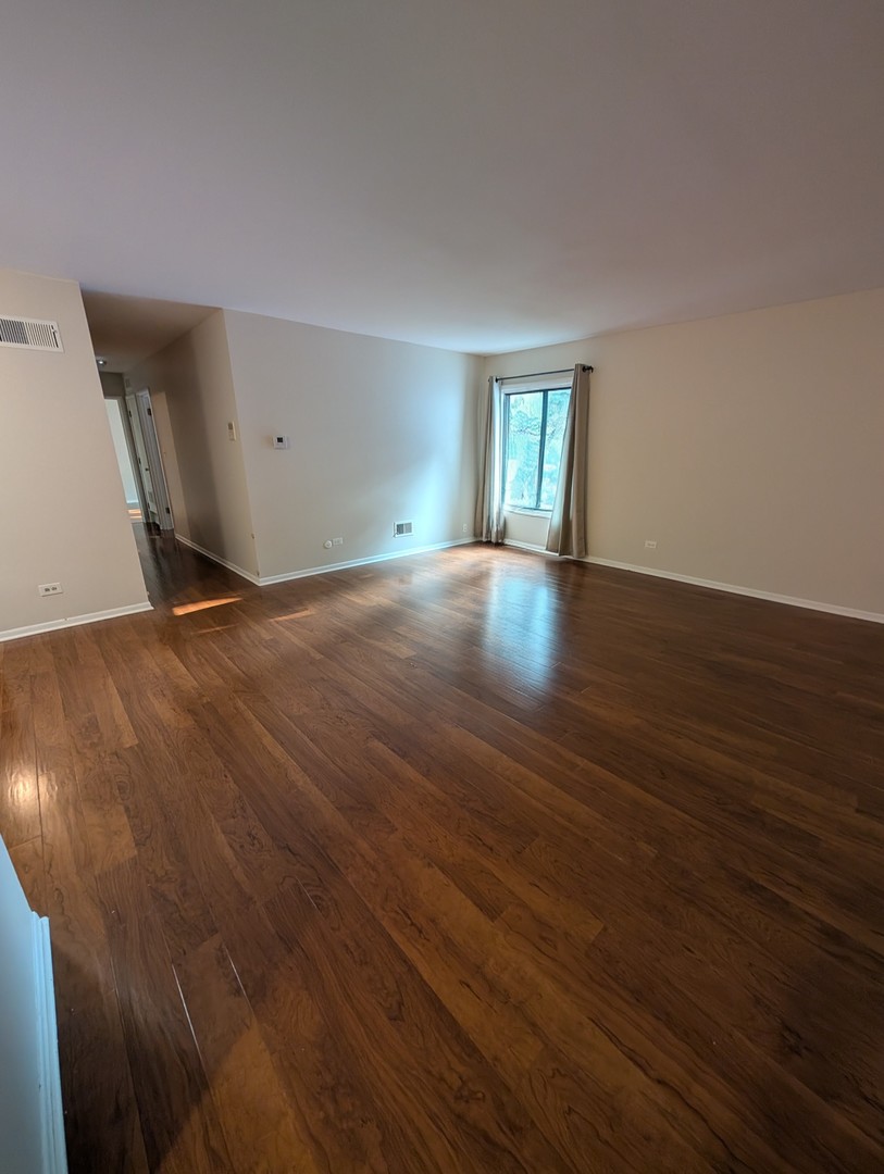 7400 Grand Street #205, Downers Grove, IL 60515