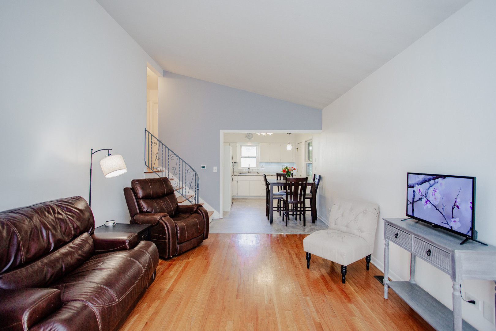 450 E Palatine Road, Palatine, IL 60067