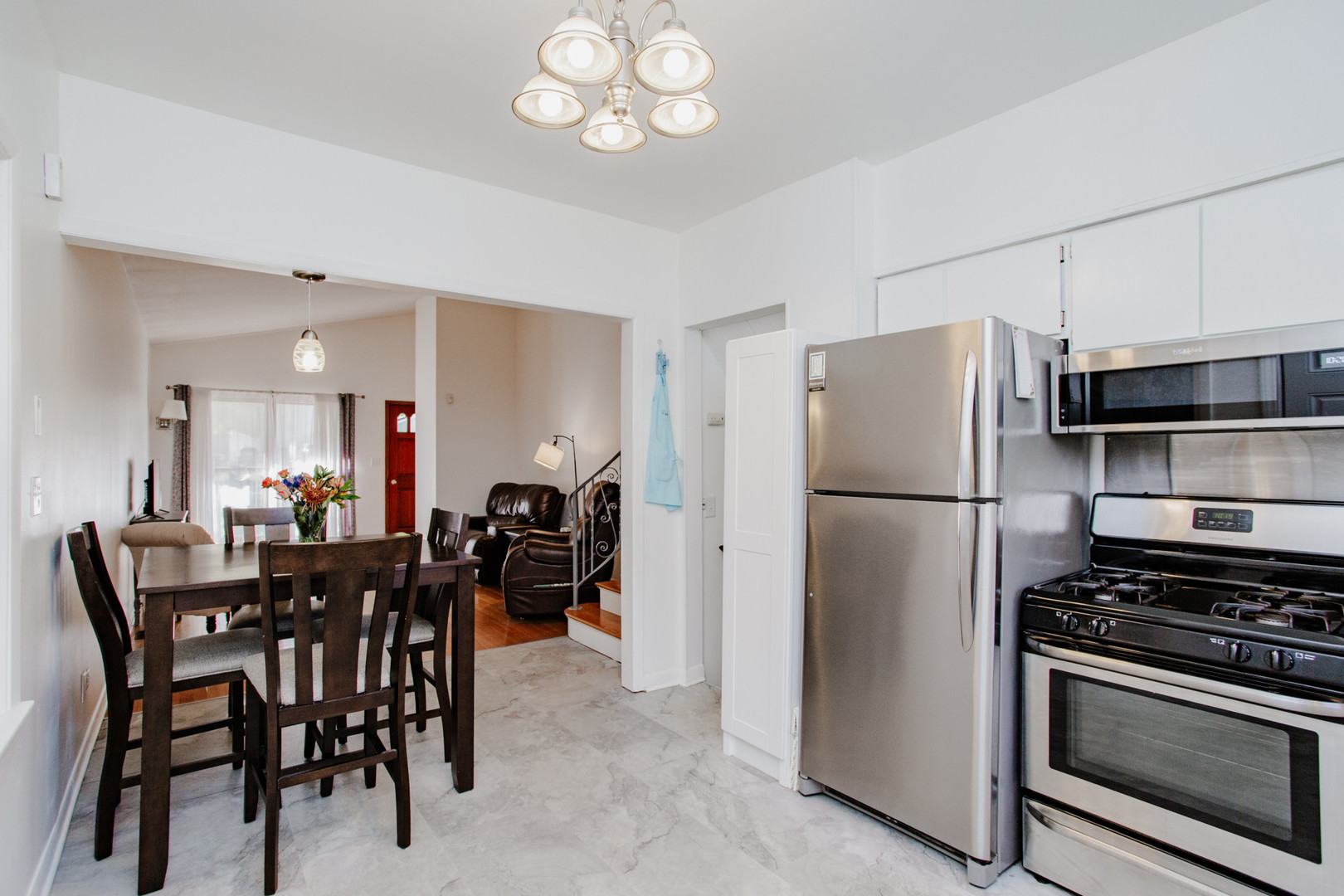 450 E Palatine Road, Palatine, IL 60067