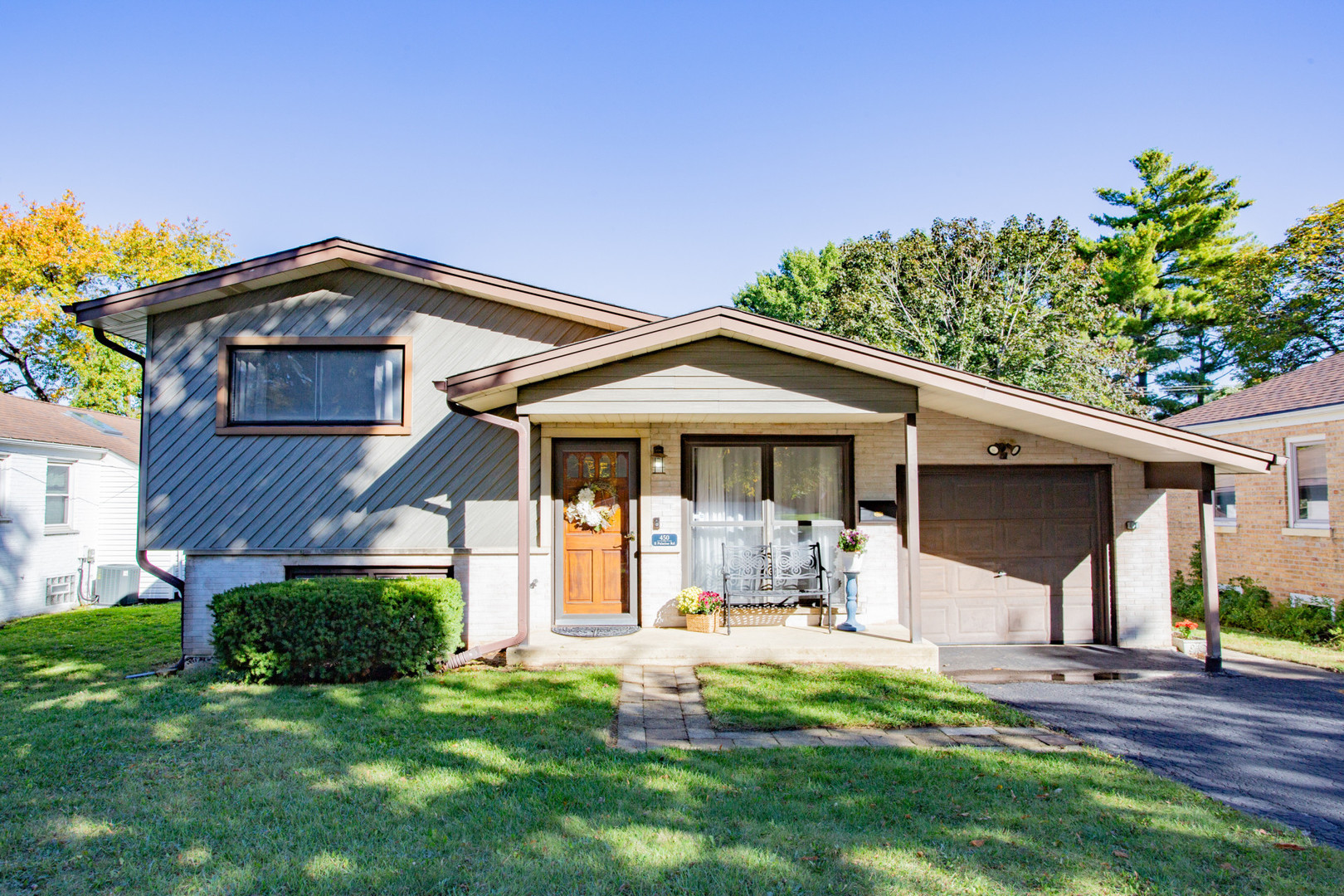 450 E Palatine Road, Palatine, IL 60067