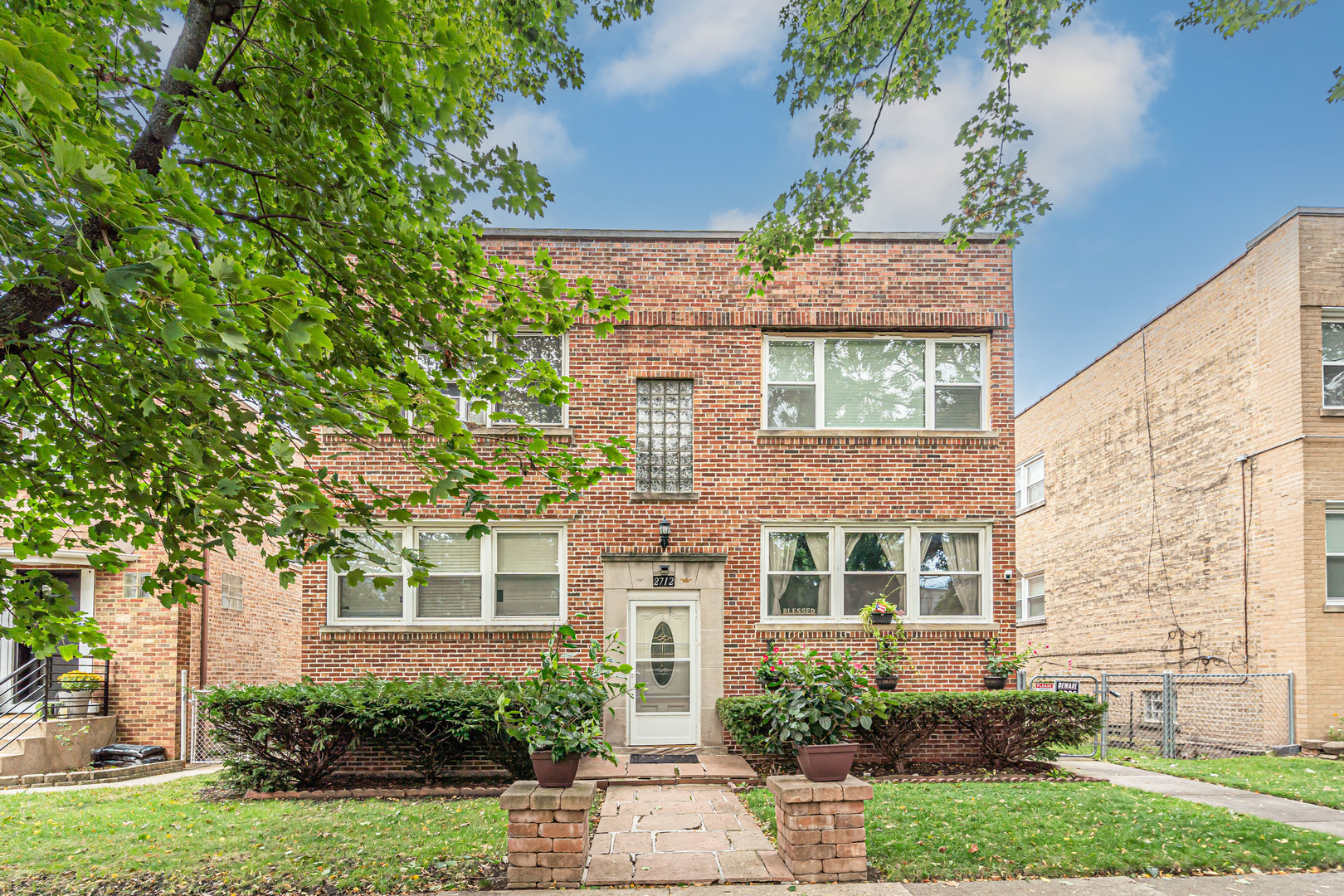 2712 W Balmoral Avenue #2E, Chicago, IL 60625