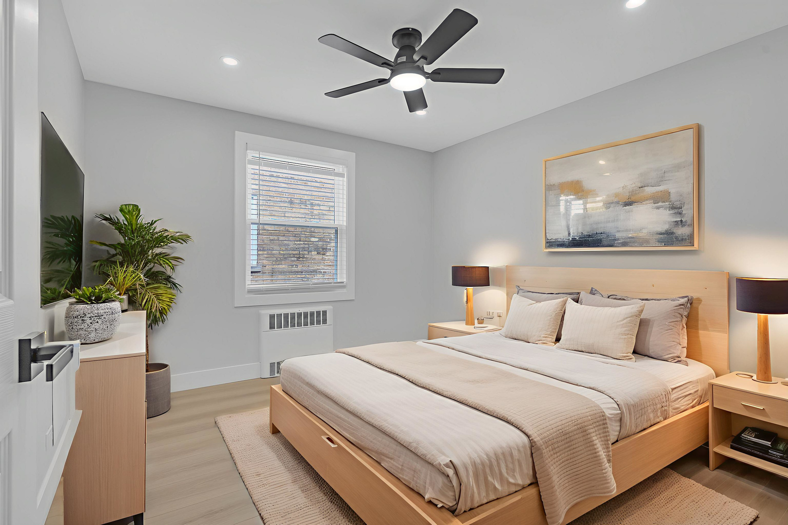 2712 W Balmoral Avenue #2E, Chicago, IL 60625