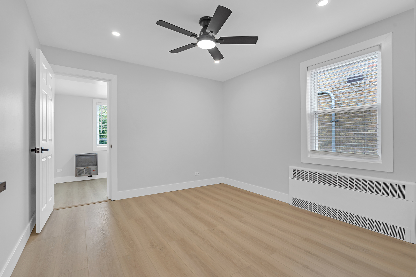 2712 W Balmoral Avenue #2E, Chicago, IL 60625