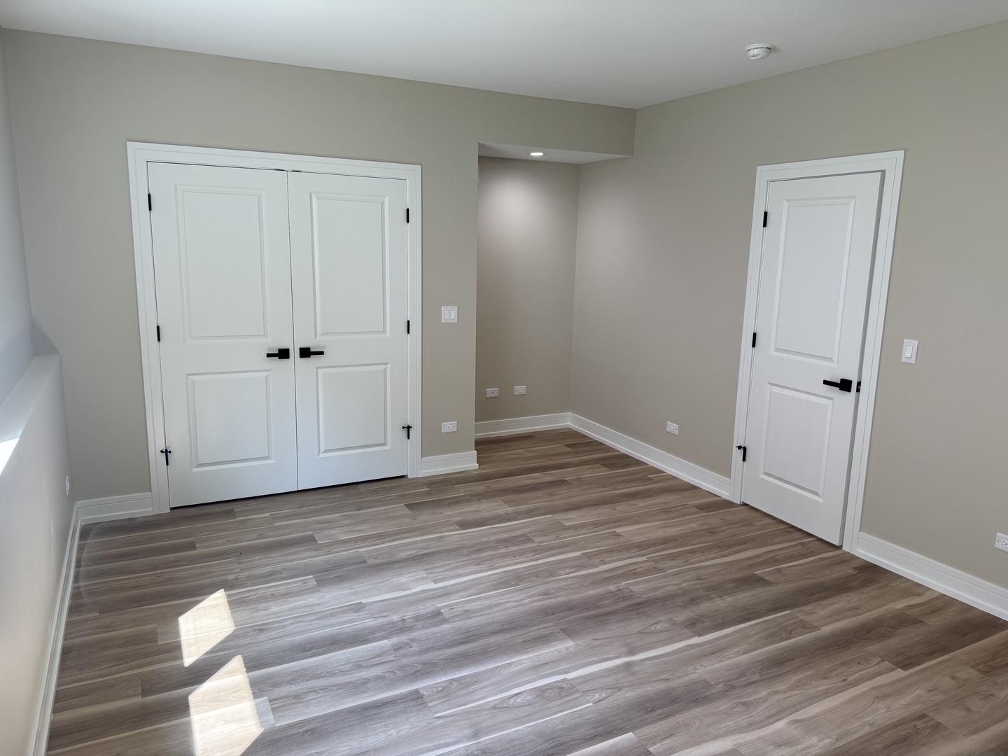 4951 W 86th Street, Burbank, IL 60459