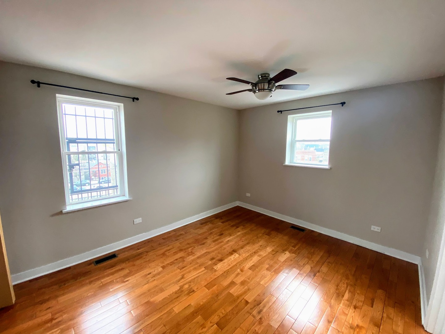 2245 W 21st Street #4, Chicago, IL 60608