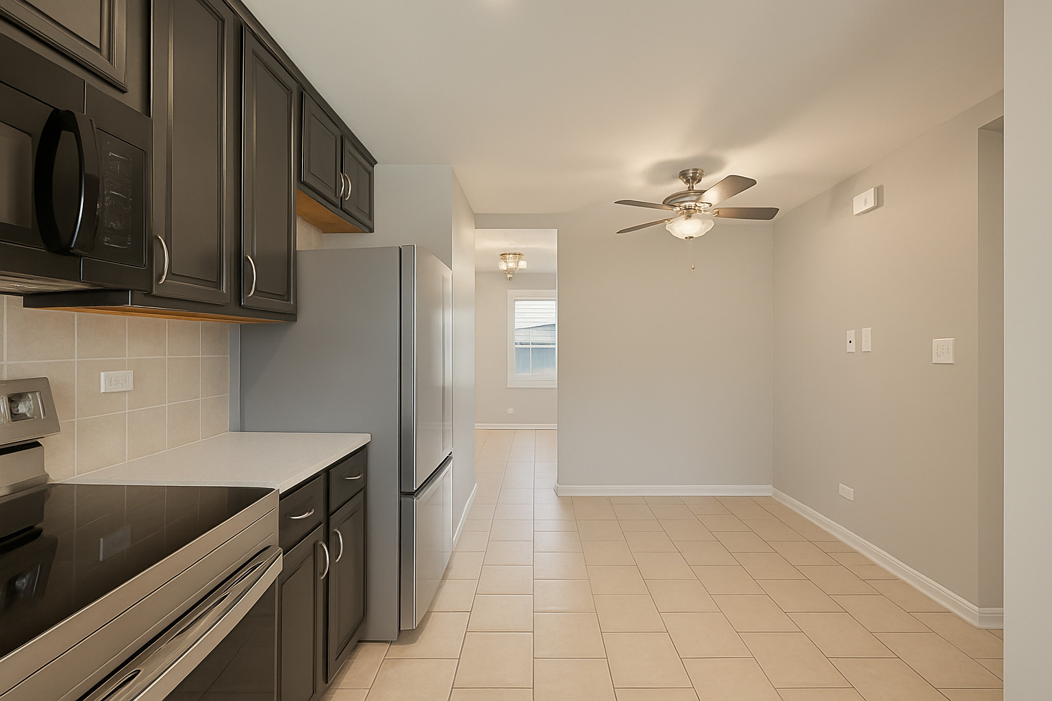 1272 Court #E, Hanover Park, IL 60133