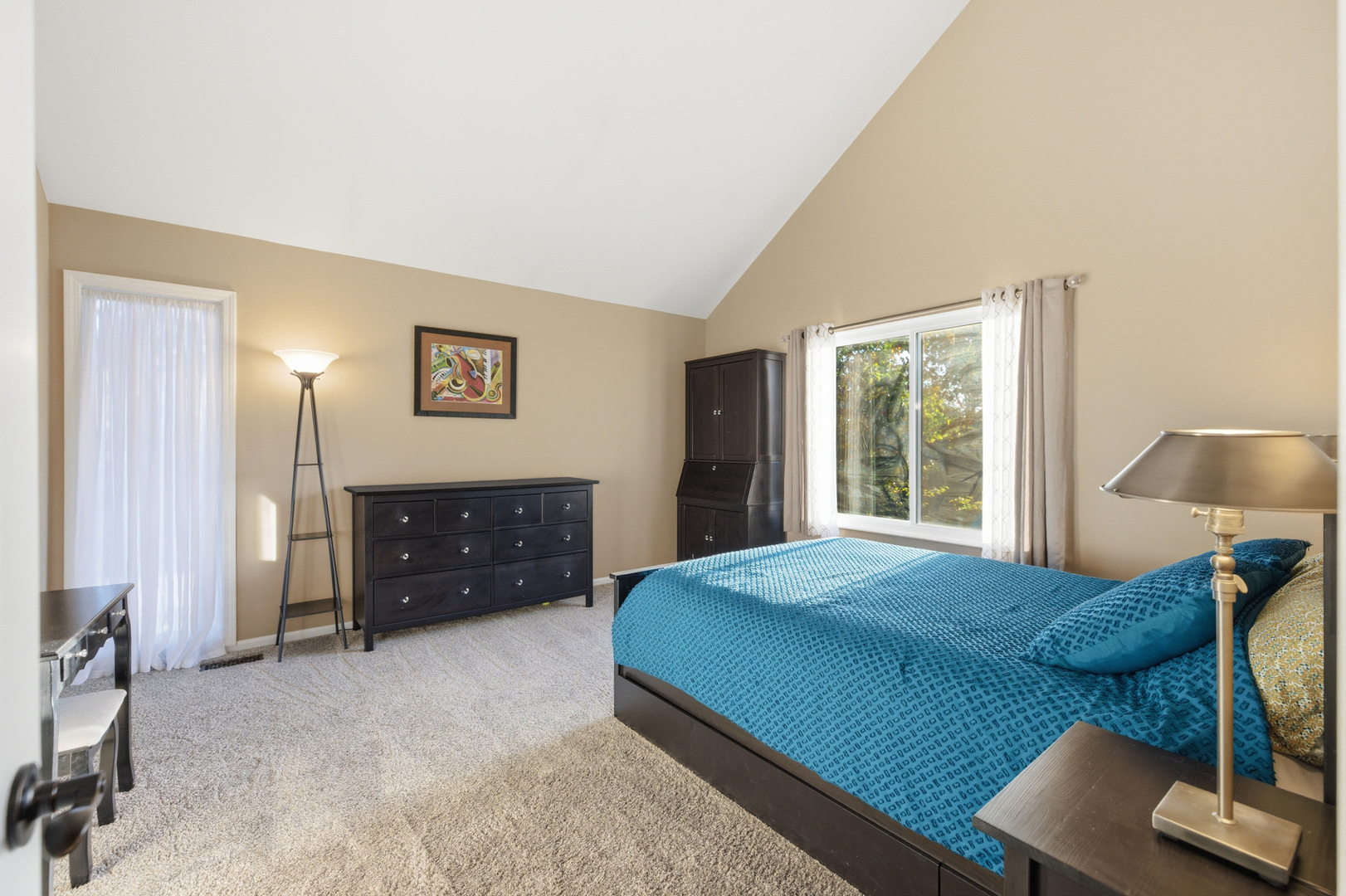 294 W Mallard Point #A, Lake Barrington, IL 60010
