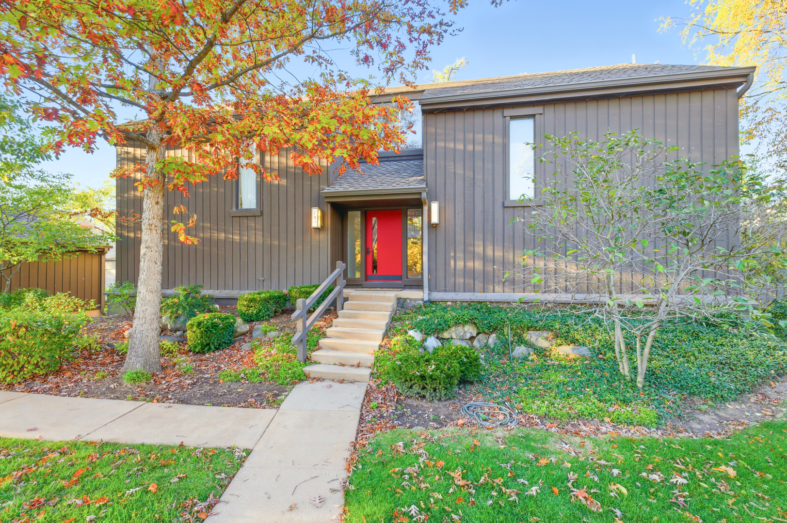 294 W Mallard Point #A, Lake Barrington, IL 60010