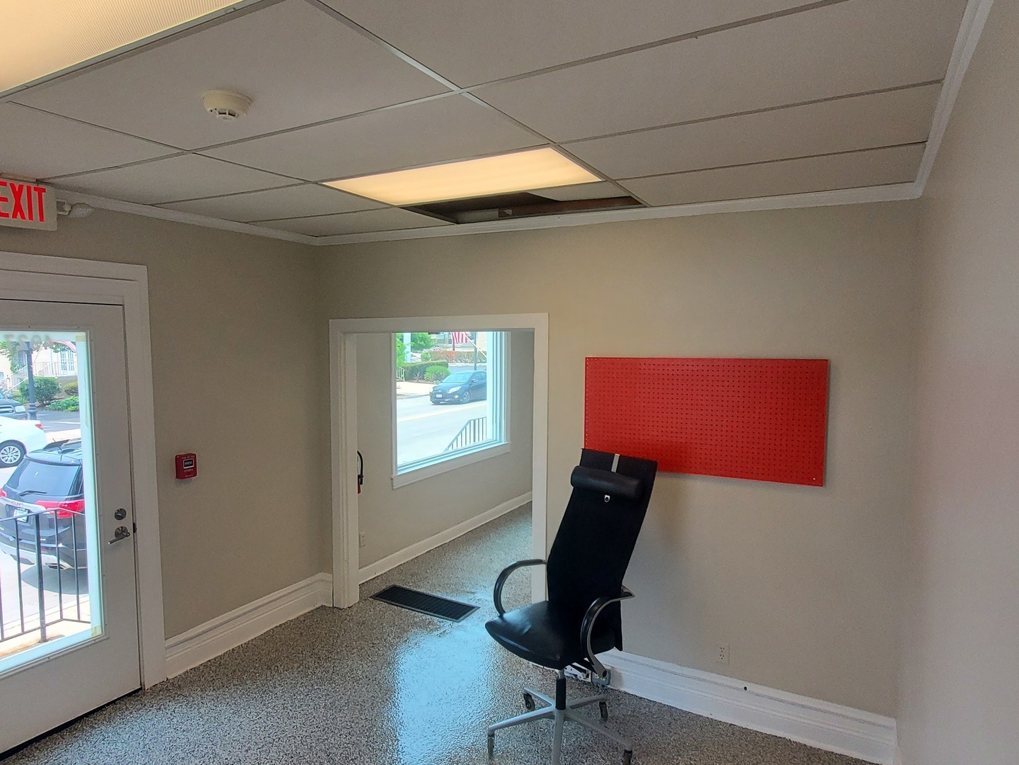 4927 Main Street #1F, Downers Grove, IL 60515