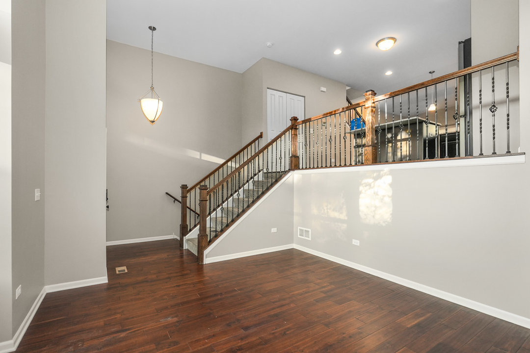 849 Station Boulevard, Aurora, IL 60504