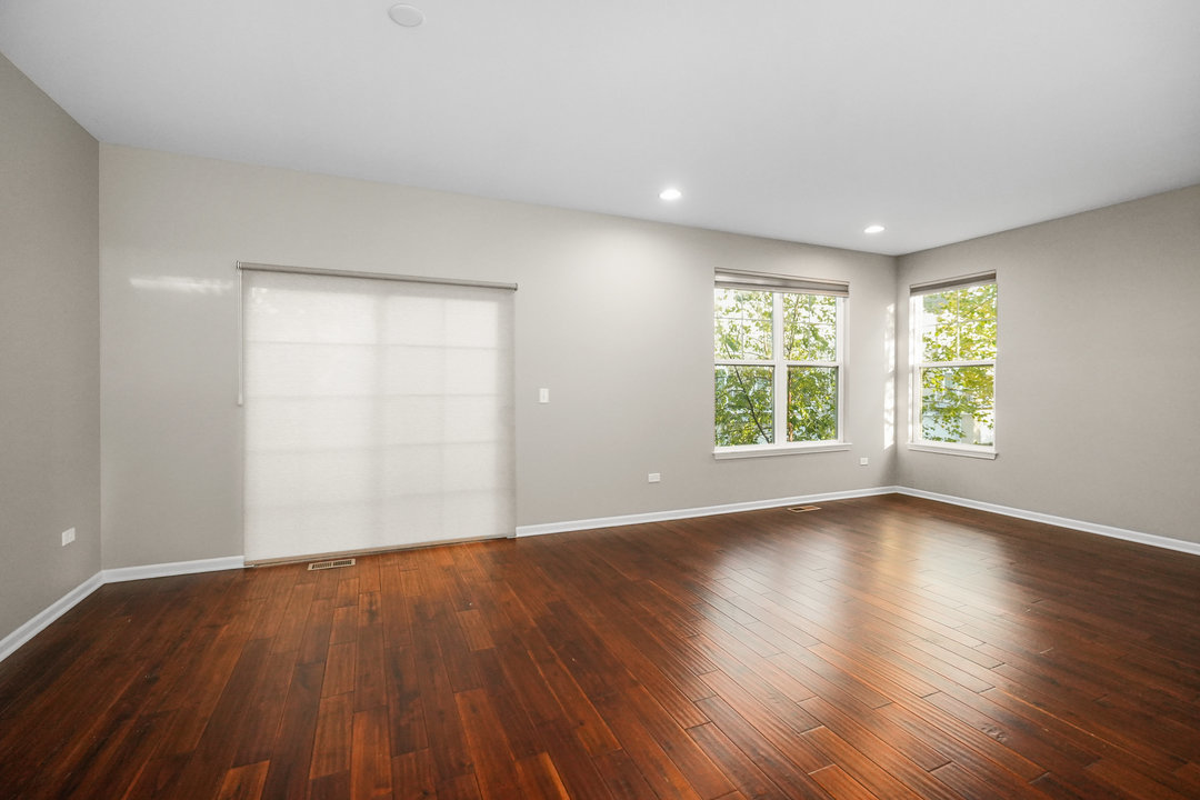 849 Station Boulevard, Aurora, IL 60504