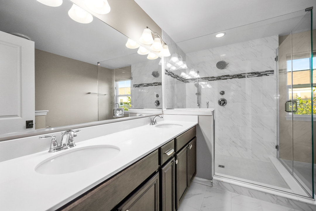 849 Station Boulevard, Aurora, IL 60504