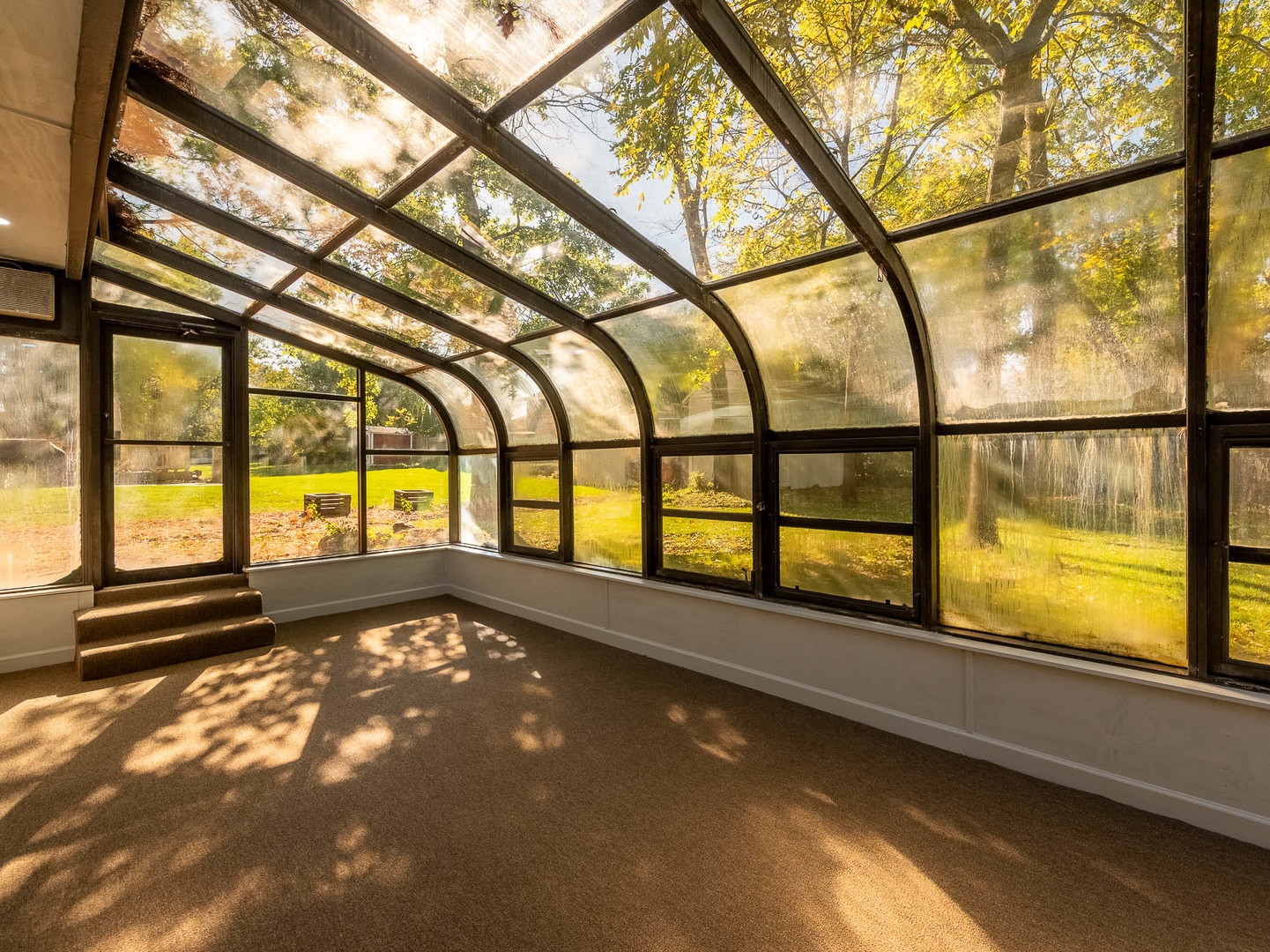 7104 Blackburn Avenue, Downers Grove, IL 60516