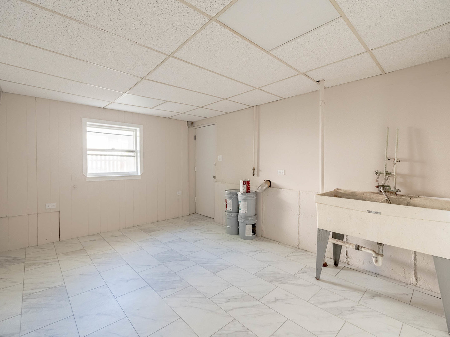 7104 Blackburn Avenue, Downers Grove, IL 60516