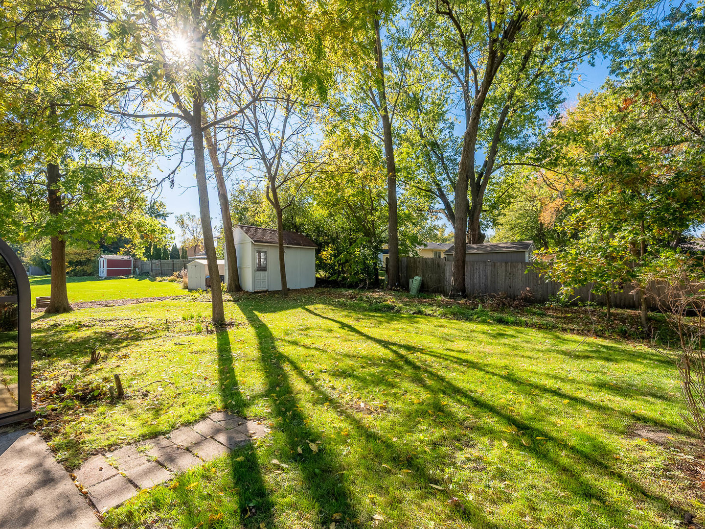 7104 Blackburn Avenue, Downers Grove, IL 60516