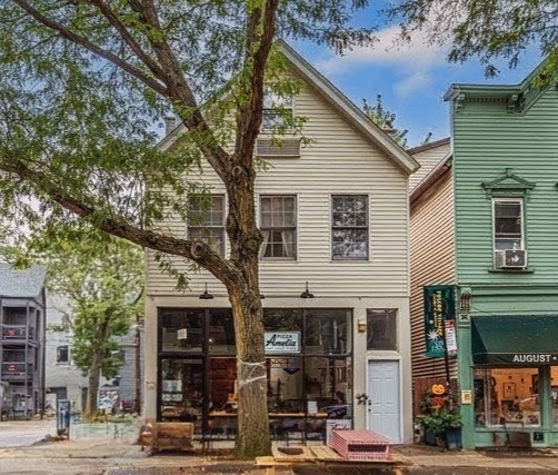 2111 W Roscoe Street #1R, Chicago, IL 60618