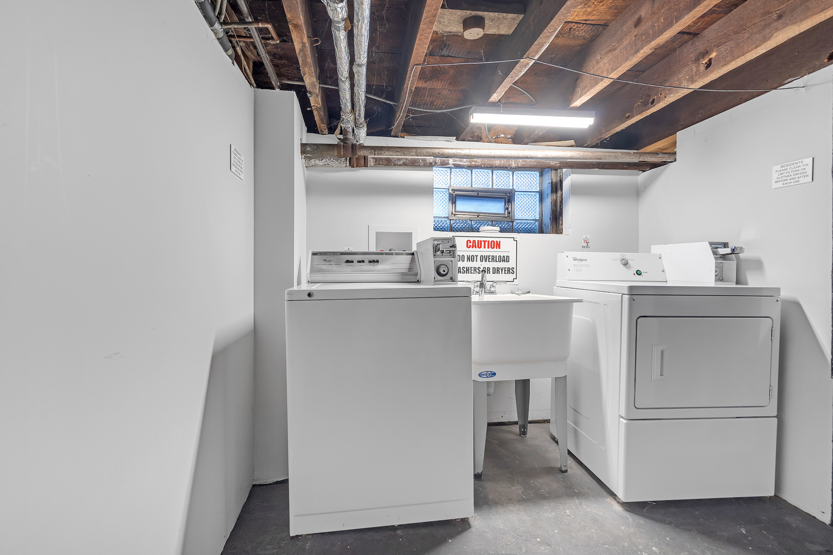 2111 W Roscoe Street #1R, Chicago, IL 60618