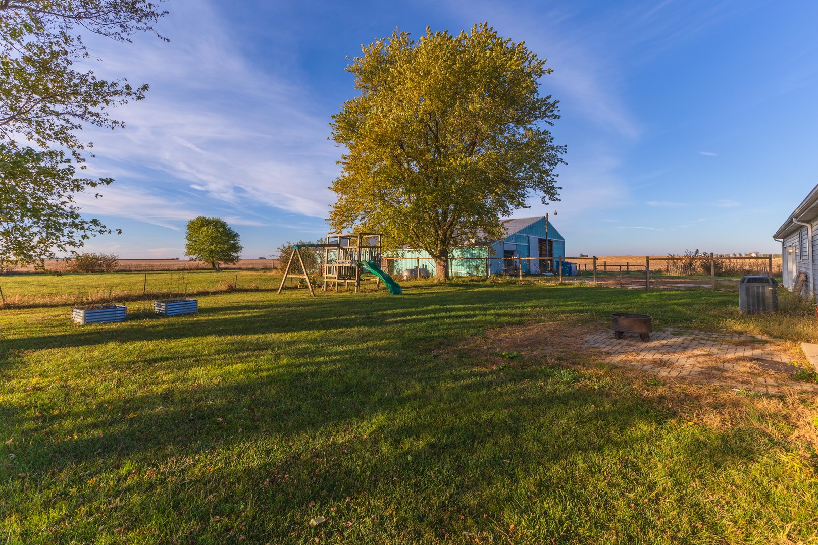 16710 E 2700 North Road, Odell, IL 60460