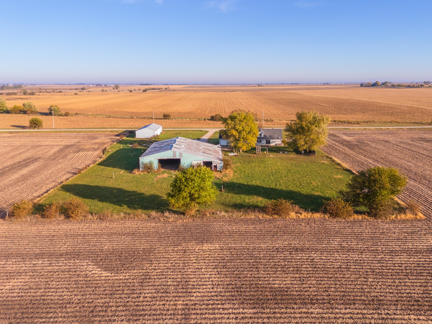 16710 E 2700 North Road, Odell, IL 60460