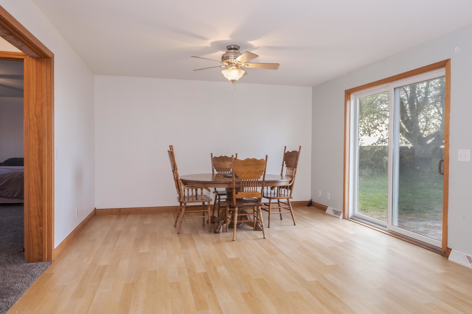 16710 E 2700 North Road, Odell, IL 60460