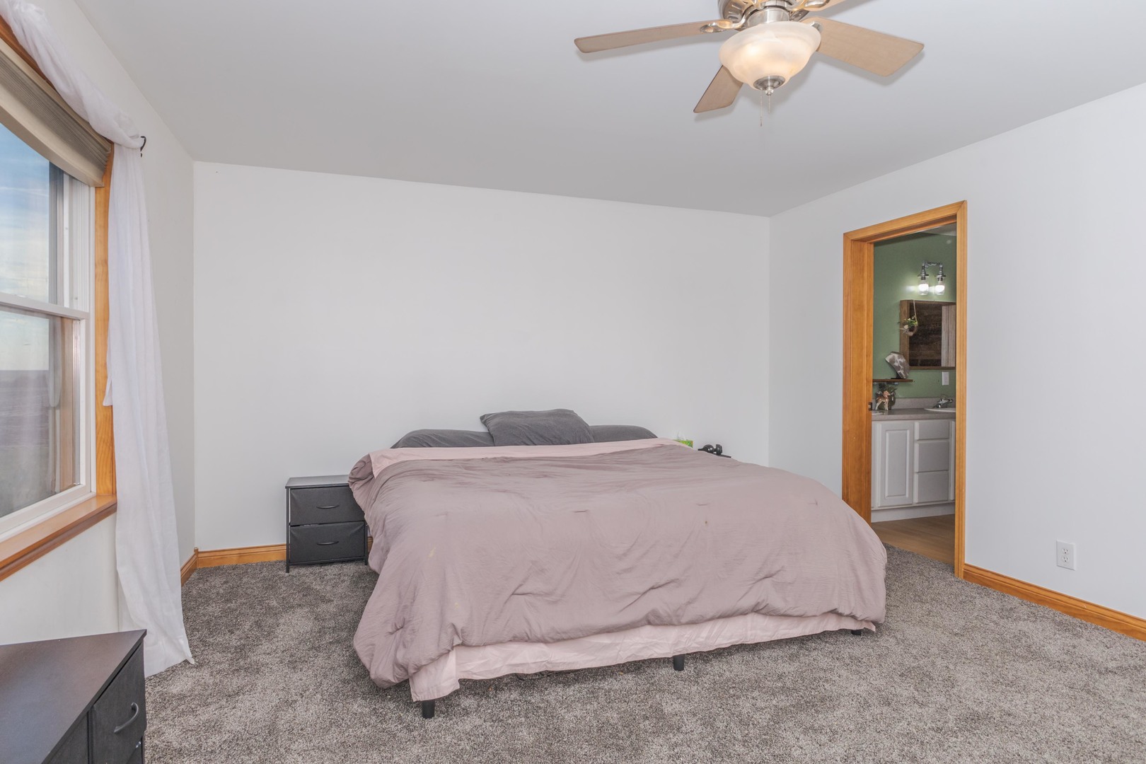 16710 E 2700 North Road, Odell, IL 60460